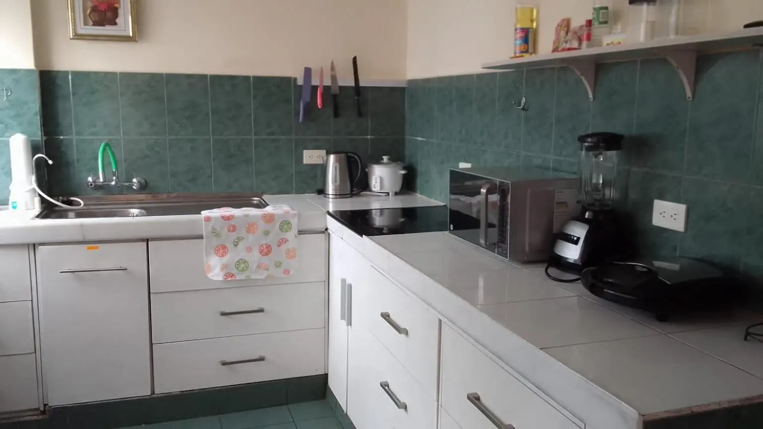 Apartament Depto 3 Dormitorios Sector Embajada Americana Quito Ekwador